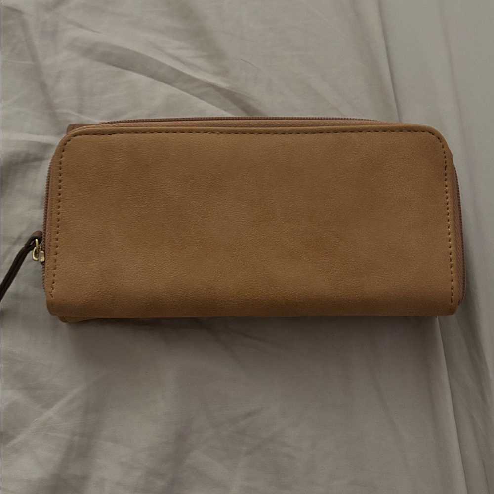 Jessica Simpson Wallet Perfect For Fall - Picture 4 of 5